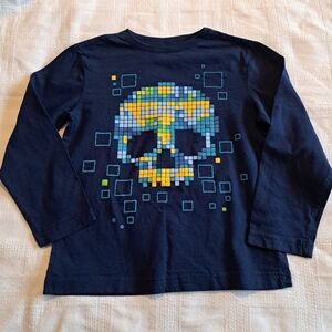 Crazy 8 boys size 7/8 of Medium long sleeved tshirt